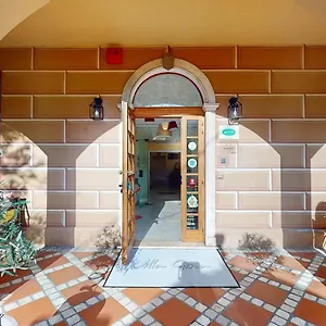 Gina Hotel Finale Ligure