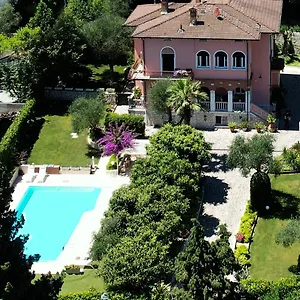  Bed & Breakfast Lou Italia